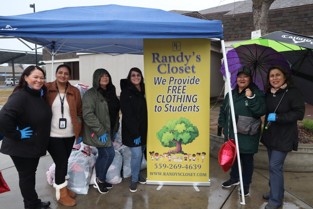 Clothing Over 100 Kids in Need Through Randy’s&nbsp;Closet