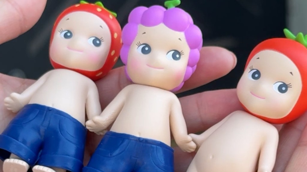 Sonny Angels bless Van Ness Village in&nbsp;Fresno